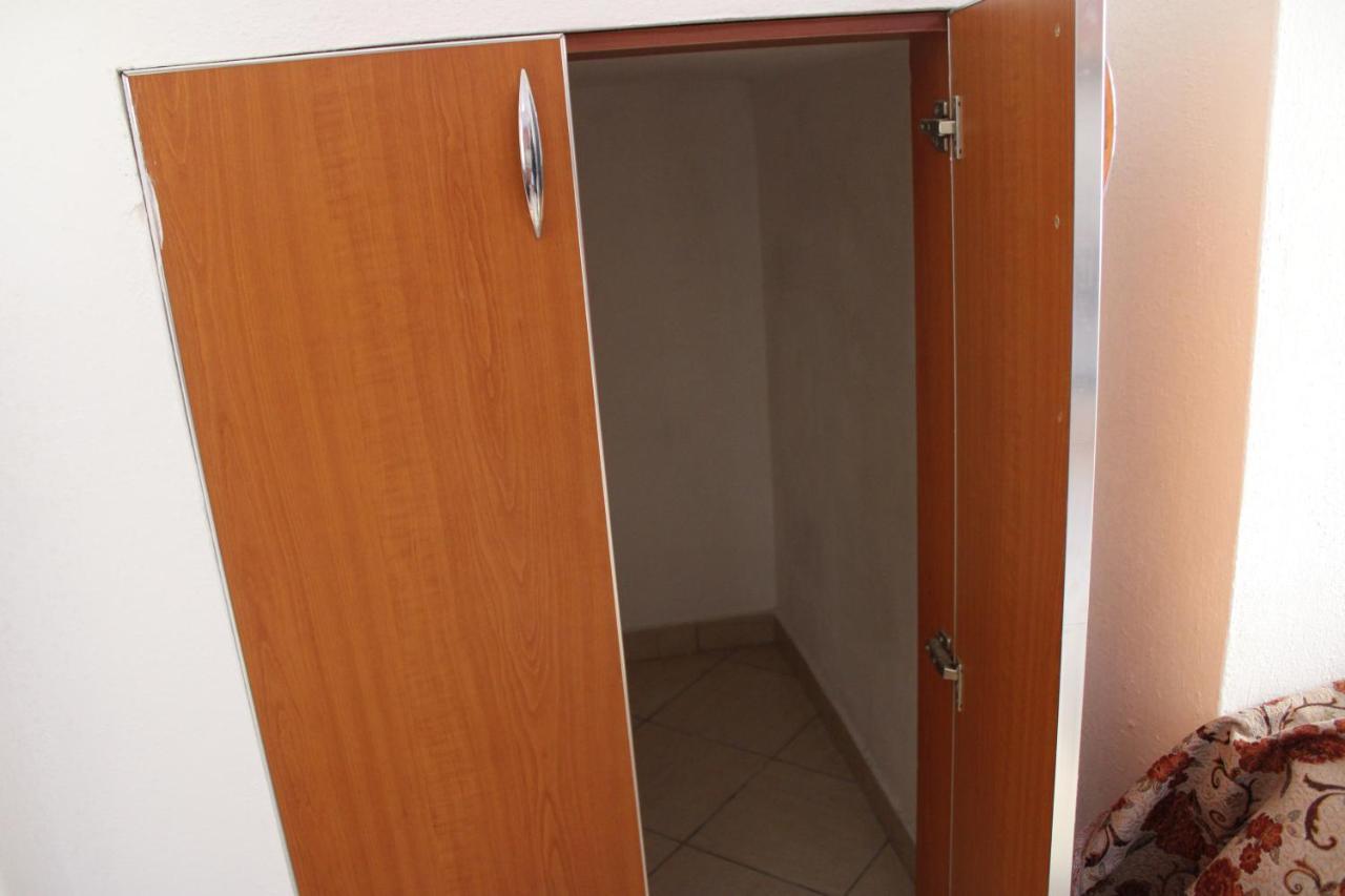 Bledi'S Cozy Apartment In New Blvd Tirana Extérieur photo